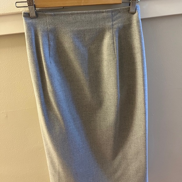 Babaton Pencil skirt - Picture 2 of 3